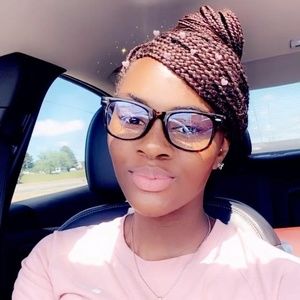 Meet your Posher, Chassidy